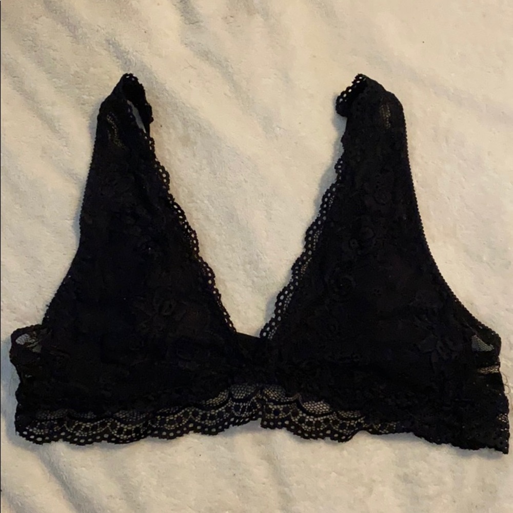 black lace bralette